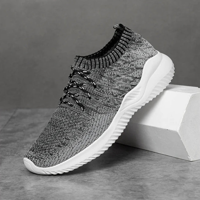 Trilo Low- Top Knitted Trainers