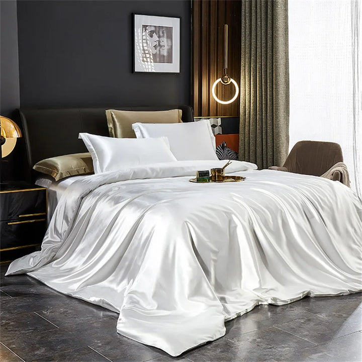 Luxury Silk Bedding Set With Satin Finish
