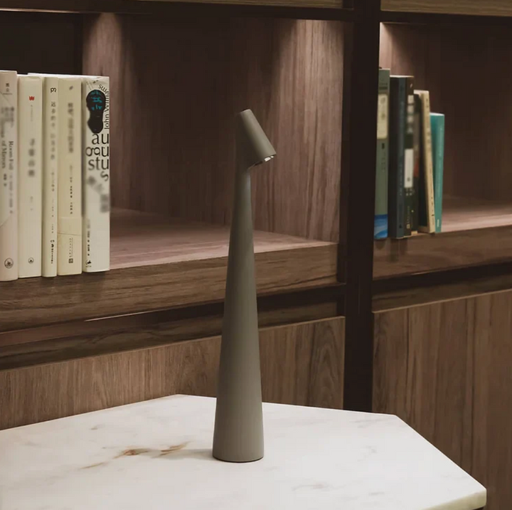Minimalist Wireless Table Lamp With LED Light