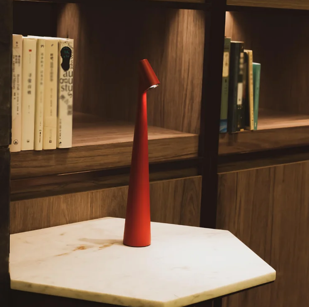Minimalist Wireless Table Lamp With LED Light