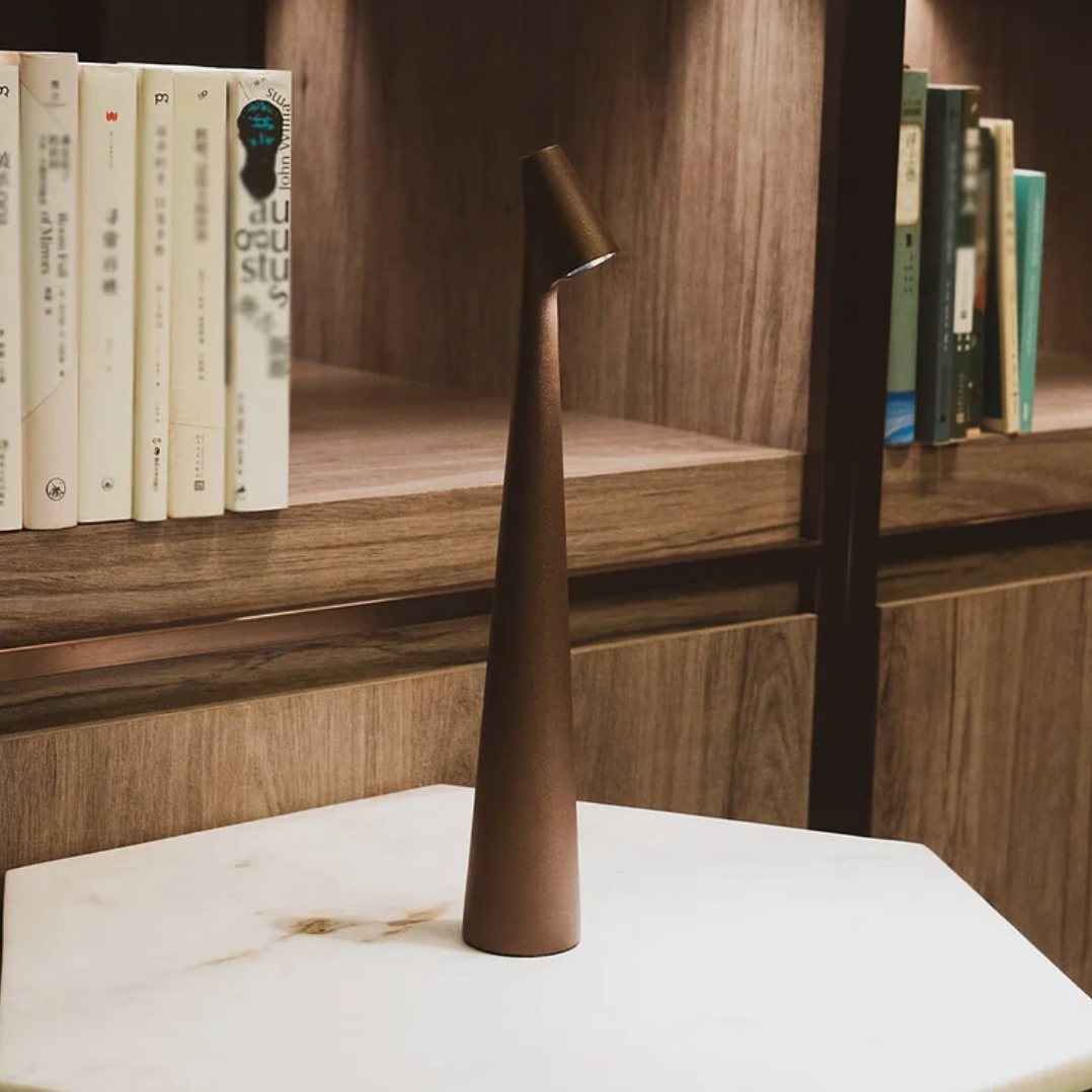 Minimalist Wireless Table Lamp With LED Light