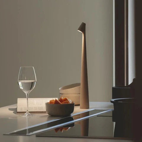 Minimalist Wireless Table Lamp With LED Light